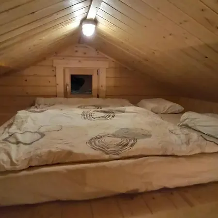 Happy - * Banská Bystrica